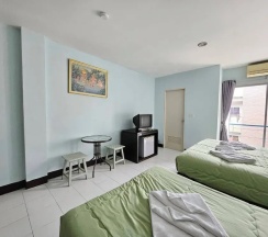 Трёхместный номер Deluxe в Patong Moon Inn Guesthouse