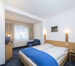 Двухместный номер Standard двуспальная кровать в Hansa Hotel