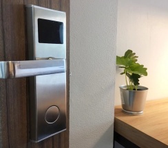 Двухместный номер Standard с видом на сад двуспальная кровать в VILLA23 Residence