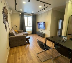 2-комн квартира с балконом и большой кухней-гостиной (центр, ул. Сакко, 24, "Vivaldi"), 502 в Viva aparts