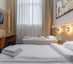 Улучшенные четырехместные апартаменты 1+1+1+1 | Superior apt QUAD 1+1+1+1 в Аура