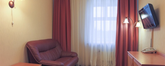 Студия А в Александръ