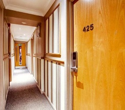 Четырёхместный номер Standard в Somerset Hotel Baker Street London