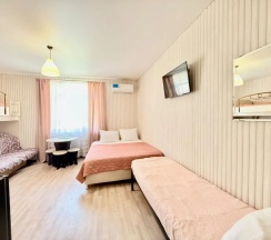 Четырёхместный семейный номер Standard в Роза ветров