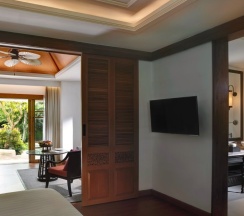 Двухместная вилла Deluxe с видом на сад двуспальная кровать в Отель Santiburi Koh Samui