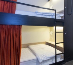 Кровать в общем номере (женский номер) в Kitez Hotel & Bunkz - Hostel