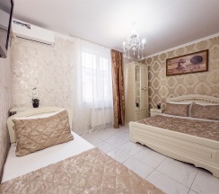 Делюкс в Камелия