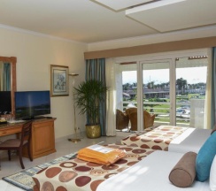 Двухместный номер Superior с видом на бассейн 2 отдельные кровати в Pickalbatros Golf Beach Resort