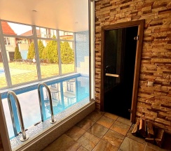 Коттедж с баней в Верона