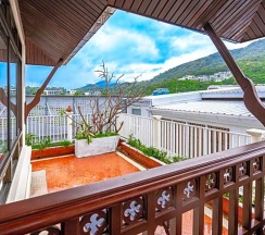 Люкс в The Color Kata