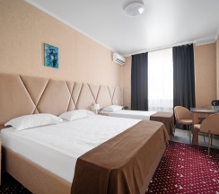 Полулюкс 2-х комнатный в Лабиринт