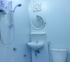 Номер Standard Мансарда в VJ Villa & Container Stay