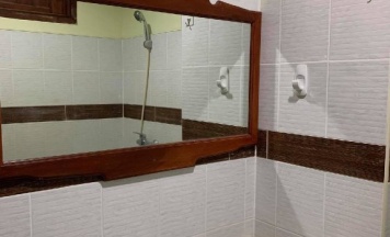 Двухместный номер Superior с видом на бассейн двуспальная кровать в Rattana Guesthouse & Bungalow