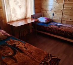 Трёхместный номер Economy в Диана