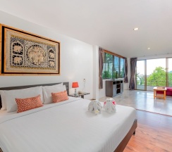 Люкс Пентхаус с балконом в Club Bamboo Boutique Patong Beach Resort