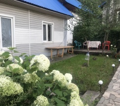 Дом в Оазис