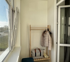 Апартаменты Comfort с 3 комнатами с видом на город в Апартаменты WHITE APARTMENT рядом с центром