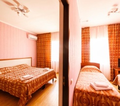 4-местный 2-комнатный номер люкс без балкона в Престиж