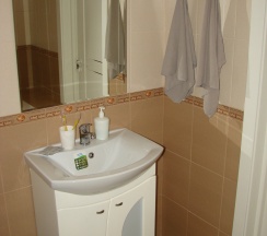 Эконом с 2-х спальной кроватью в Кипарис