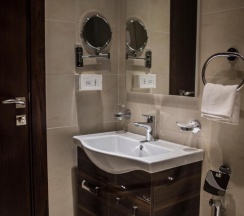 Одноместный люкс Royal с балконом в Naylover Hotel Suites
