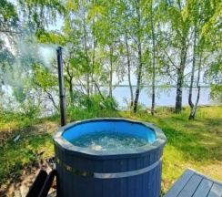 Сфера VIP с камином и купелью с видом на море в глэмпинге "На мысу" в Ветрено