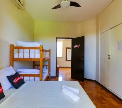 Четырёхместный номер Superior в Beers Five Hostel