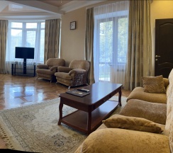 Люкс четырехместный три комнаты в Рафаэль