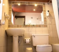 Трёхместный номер Superior в Kitu Hotel