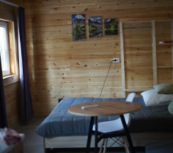 Дом отдельный благоустроенный трехместный с кухней в Место силы