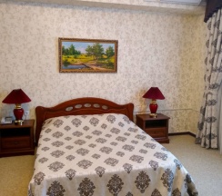 Одноместный номер первой категории Комфорт(люкс) с 2 комнатами в Нефтяник