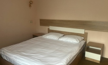 Эконом двуспальная общая ванная комната в Александровский