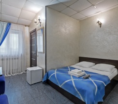 Стандарт в Мон Ами