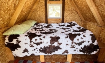 Двухместная студия Эконом с видом на горы двуспальная кровать в Чинолык