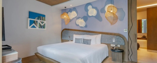 Четырёхместный люкс Executive с 2 комнатами с балконом в Отель Metadee Concept Hotel