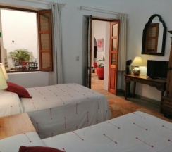 Номер Standard с балконом в Hotel Aitana Oaxaca