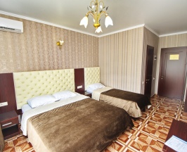 3-х местный номер стандарт с балконом в Castro