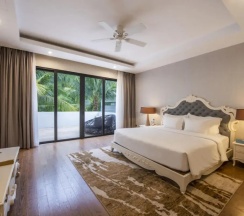 Вилла с 3 комнатами с видом на бассейн в Vinpearl Resort & Spa Nha Trang Bay