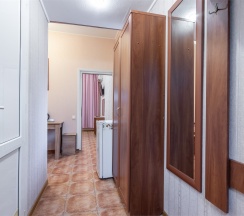Трехместная студия в Малахит