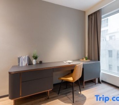 Четырёхместный семейный номер Standard в Dash Living on Prat