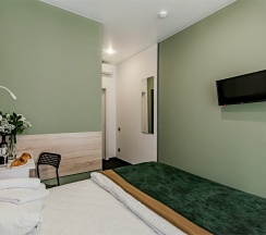 Четырехместный номер с диваном в Берисон