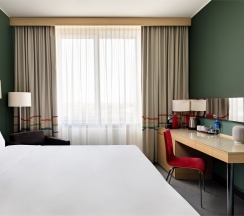 Люкс с одной спальней в Cosmos Yaroslavl Hotel