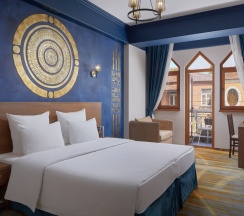 Номер Deluxe с балконом и с видом на город в Garuda