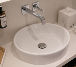 Номер Deluxe Suite, с видом на город - с двуспальной кроватью в Mövenpick Москва Таганская