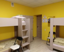 Кровать в общем номере (мужской номер) в Эмили