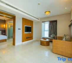 Двухместный люкс Deluxe с видом на реку (двуспальная кровать) в Sanya Phoenix Waterside Gloria Resort