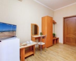Номер улучшенный с 1 двуспальной кроватью в Небесная