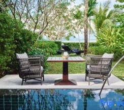 Двухместная вилла c 1 комнатой oceanfront двуспальная кровать в Phuket Marriott Resort And Spa, Nai Yang Beach