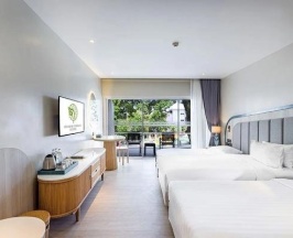 Двухместный номер Elite с балконом и с видом на море 2 отдельные кровати в Andaman Embrace Patong