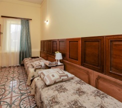 Стандартный 4х местный номер 1 этаж в Green oasis Vavilon