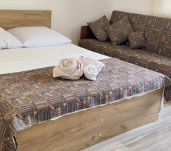 Семейный номер Comfort с балконом и с красивым видом из окна в Ахимса